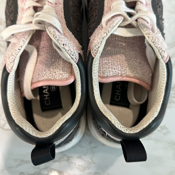 CHANEL pink and grey tweed sneakers size 37.5 - Picture 4 of 12